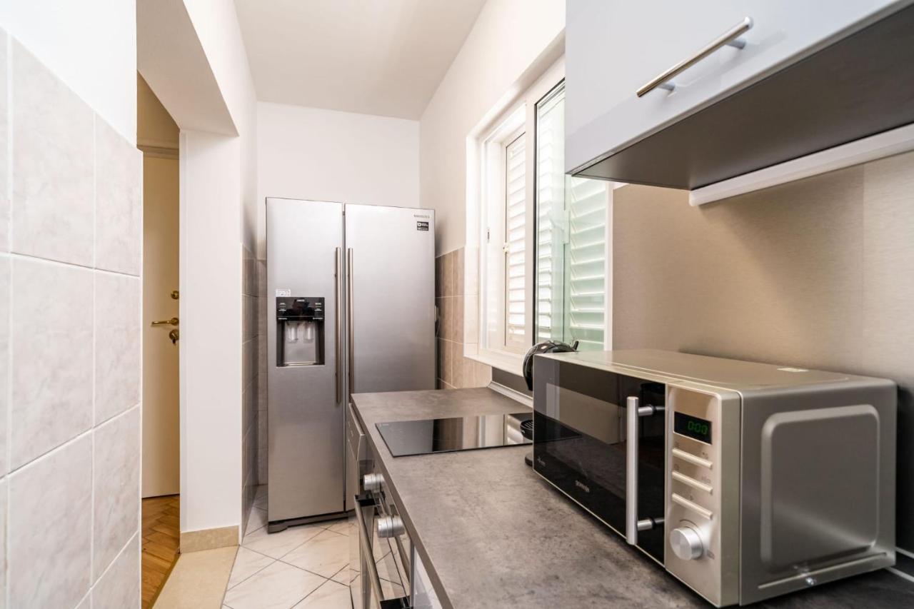 Apartman Knego With Parking Ragusa Esterno foto