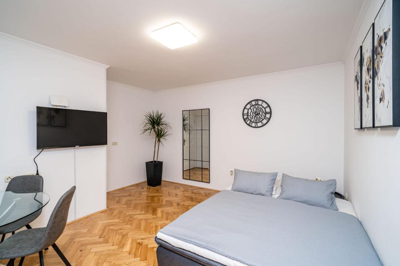 Apartman Knego With Parking Ragusa Esterno foto