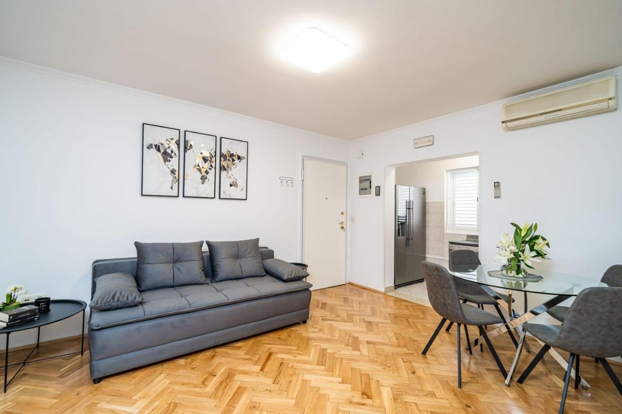Apartman Knego With Parking Ragusa Esterno foto